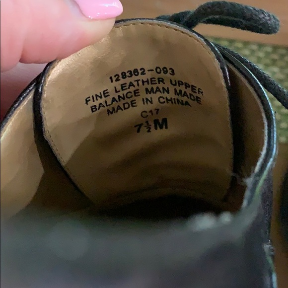 Super Cute Heeled Oxfords - Picture 5 of 6